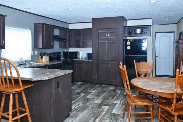 286 Green Oak Drive, Manvel, TX 77578