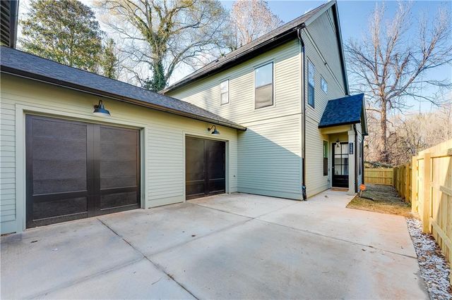 1239 Plaza Avenue SW B, Atlanta, GA 30310