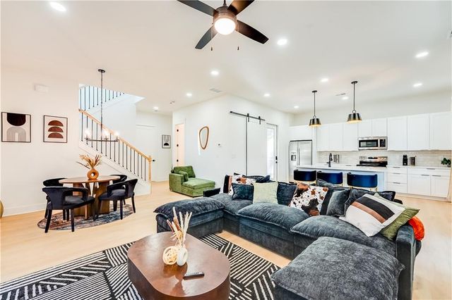 1239 Plaza Avenue SW B, Atlanta, GA 30310