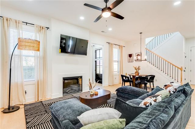 1239 Plaza Avenue SW B, Atlanta, GA 30310