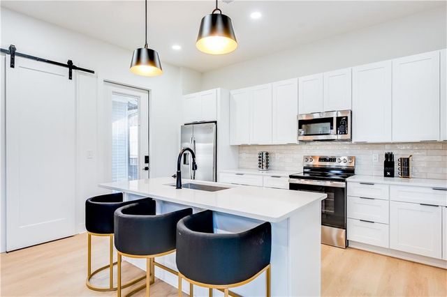 1239 Plaza Avenue SW B, Atlanta, GA 30310