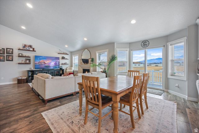 6151 N DAVIS KNOLLS DR, Eagle Mountain, UT 84005