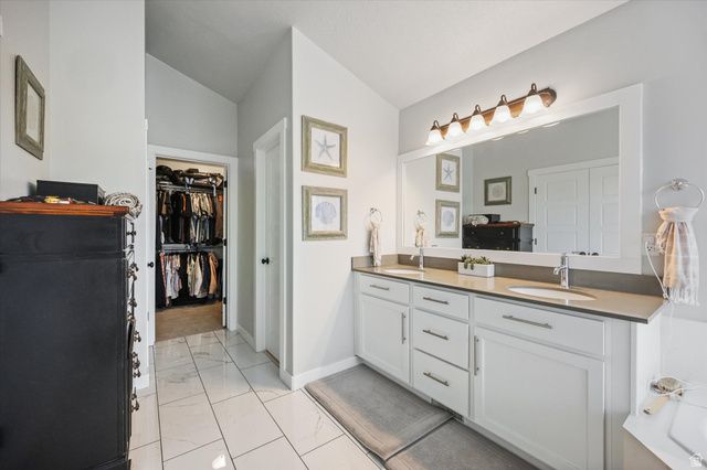 6151 N DAVIS KNOLLS DR, Eagle Mountain, UT 84005