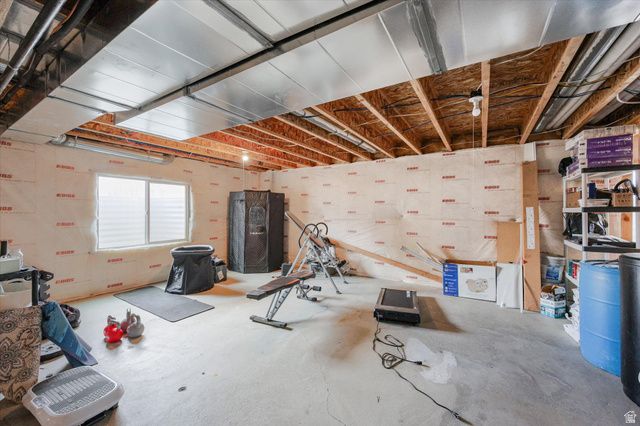 6151 N DAVIS KNOLLS DR, Eagle Mountain, UT 84005