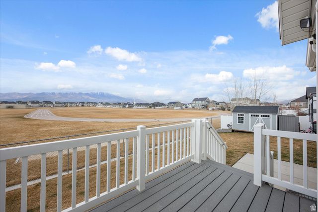 6151 N DAVIS KNOLLS DR, Eagle Mountain, UT 84005