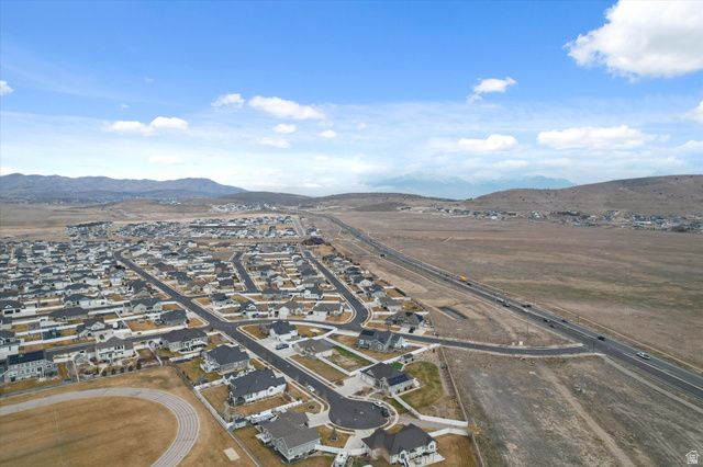 6151 N DAVIS KNOLLS DR, Eagle Mountain, UT 84005