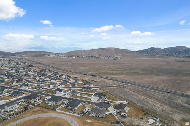 6151 N DAVIS KNOLLS DR, Eagle Mountain, UT 84005