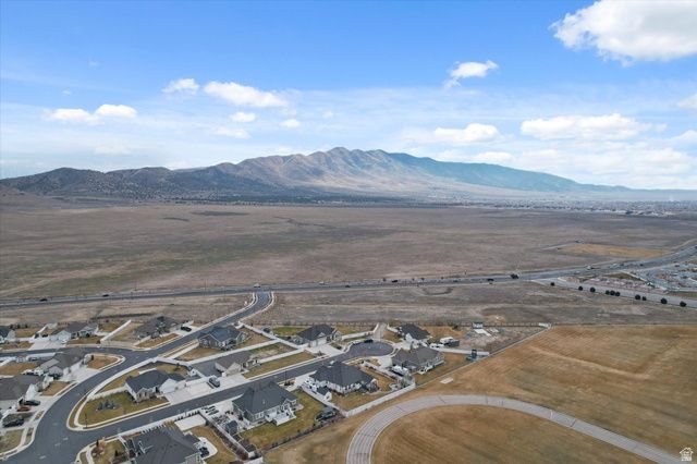 6151 N DAVIS KNOLLS DR, Eagle Mountain, UT 84005