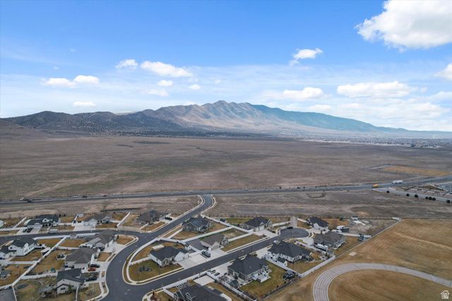 6151 N DAVIS KNOLLS DR, Eagle Mountain, UT 84005