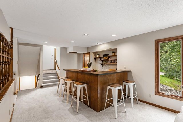 3200 Hazelwood W, Wayzata, MN 55391