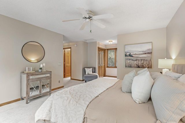 3200 Hazelwood W, Wayzata, MN 55391