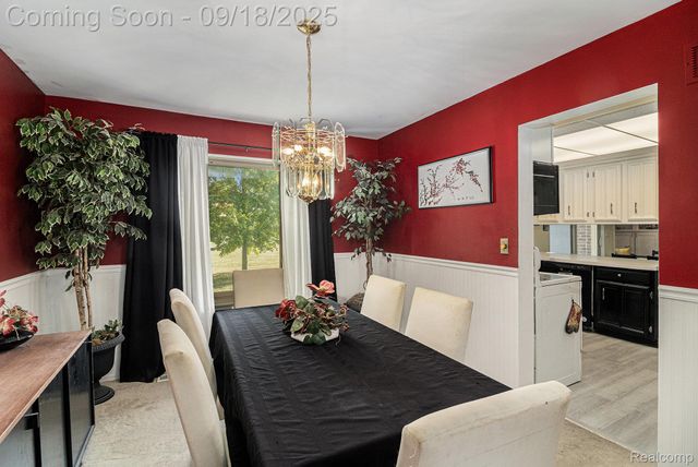 15721 Kristin Lane, Riverview, MI 48193