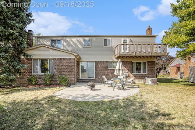 15721 Kristin Lane, Riverview, MI 48193