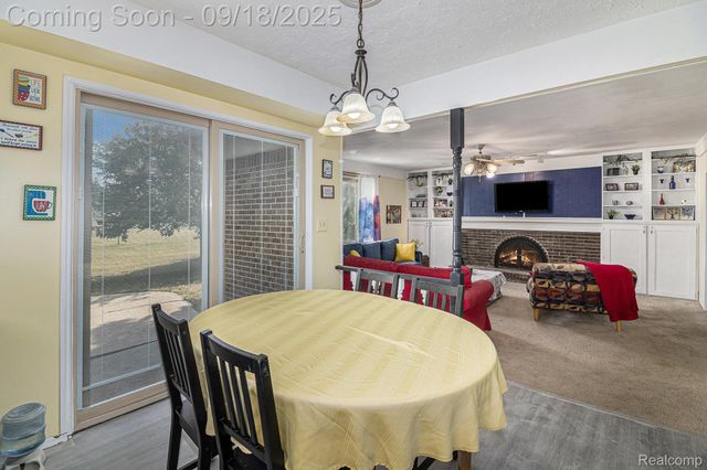 15721 Kristin Lane, Riverview, MI 48193