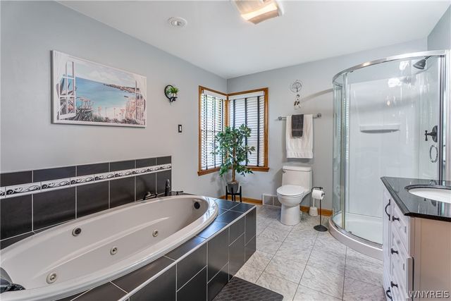 820 93rd Street, Niagara Falls, NY 14304
