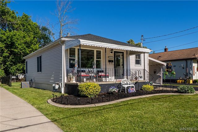 820 93rd Street, Niagara Falls, NY 14304