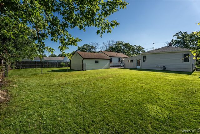 820 93rd Street, Niagara Falls, NY 14304
