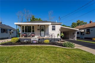 820 93rd Street, Niagara Falls, NY 14304