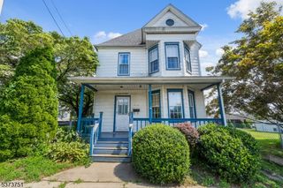 378 James Street, Phillipsburg Town, NJ 08865