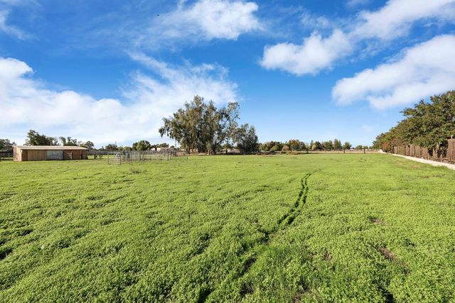 9999 Orr Rd, Galt, CA 95632