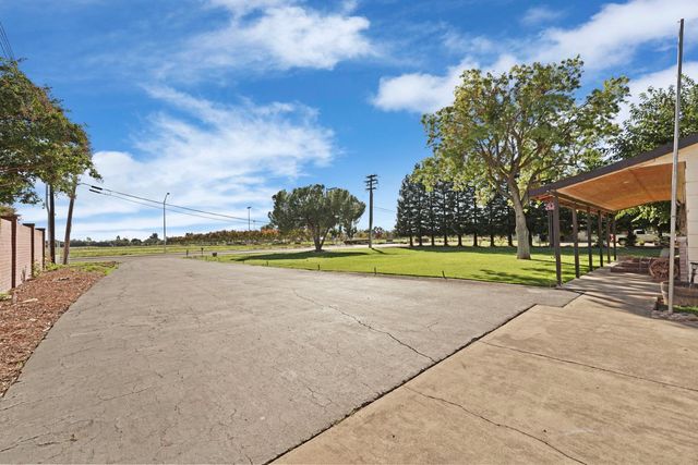 9999 Orr Rd, Galt, CA 95632