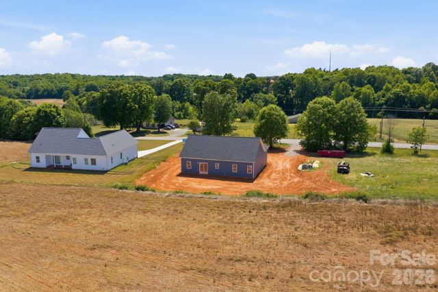 1720 Jennings Road, Olin, NC 28660