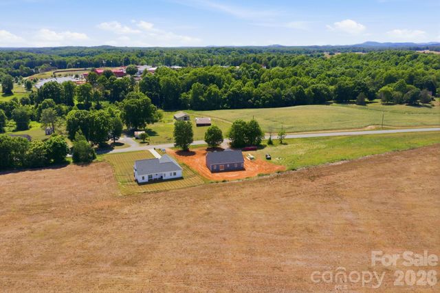 1720 Jennings Road, Olin, NC 28660