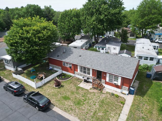 1281 E Pontaluna Road, Norton Shores City, MI 49456
