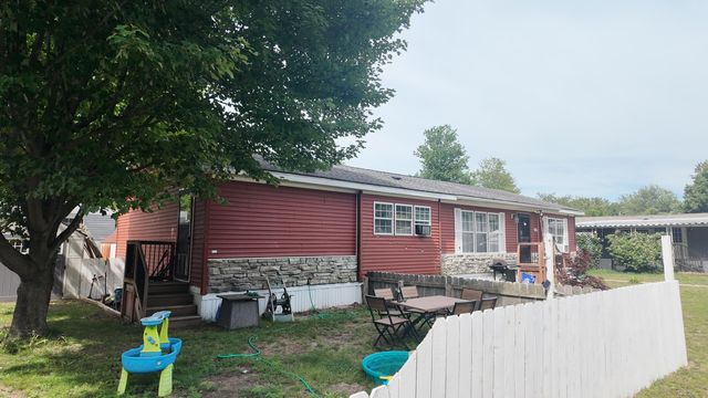 1281 E Pontaluna Road, Norton Shores City, MI 49456