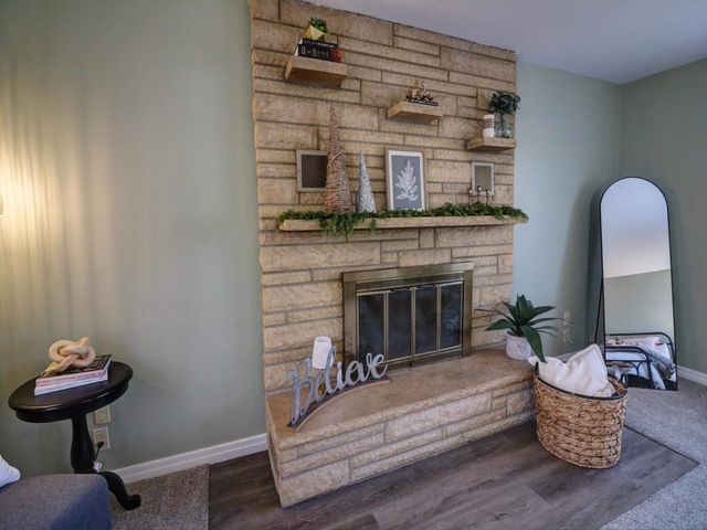 805 Columbus Ave, Newton, KS 67114