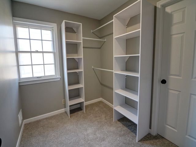 805 Columbus Ave, Newton, KS 67114