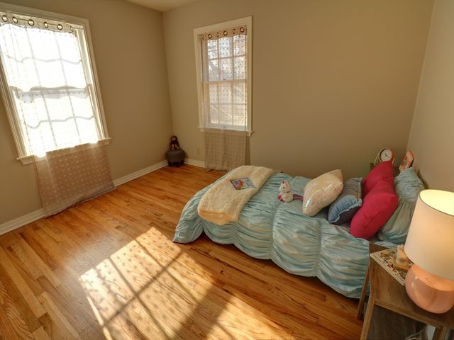 805 Columbus Ave, Newton, KS 67114