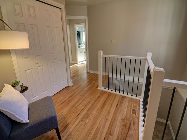 805 Columbus Ave, Newton, KS 67114