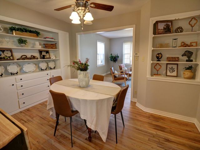 805 Columbus Ave, Newton, KS 67114