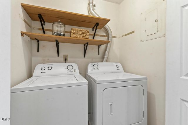 902 Albany Court, Raleigh, NC 27615