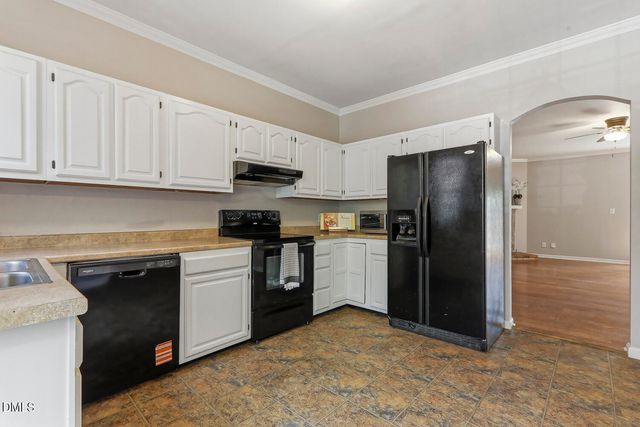 902 Albany Court, Raleigh, NC 27615