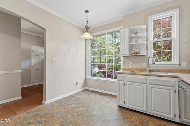 902 Albany Court, Raleigh, NC 27615