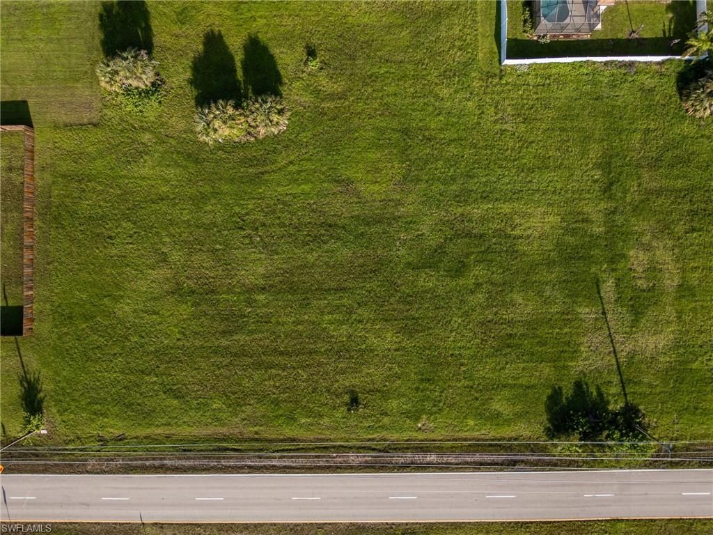 820 El Dorado BLVD N, CAPE CORAL, FL 33993 — photo 2