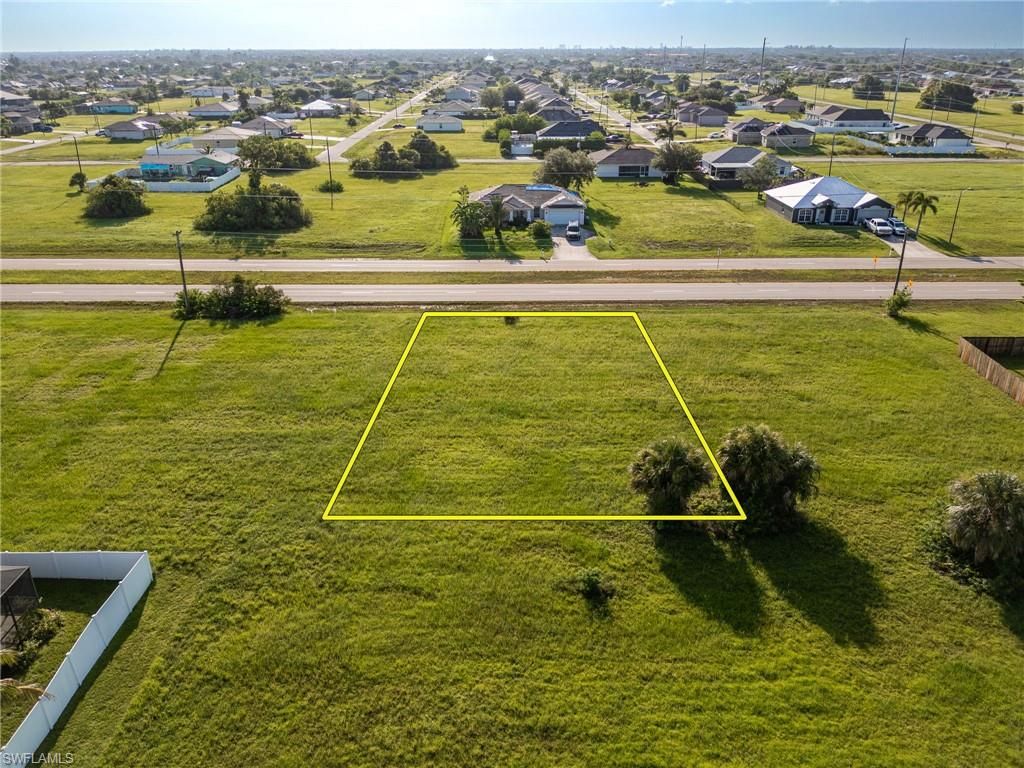820 El Dorado BLVD N, CAPE CORAL, FL 33993 — photo 3