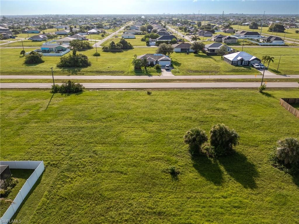820 El Dorado BLVD N, CAPE CORAL, FL 33993 — photo 4