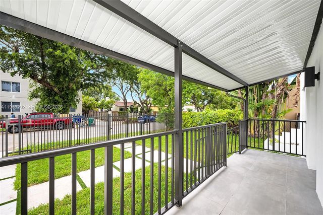 1854 SW 17th St, Miami, FL 33145