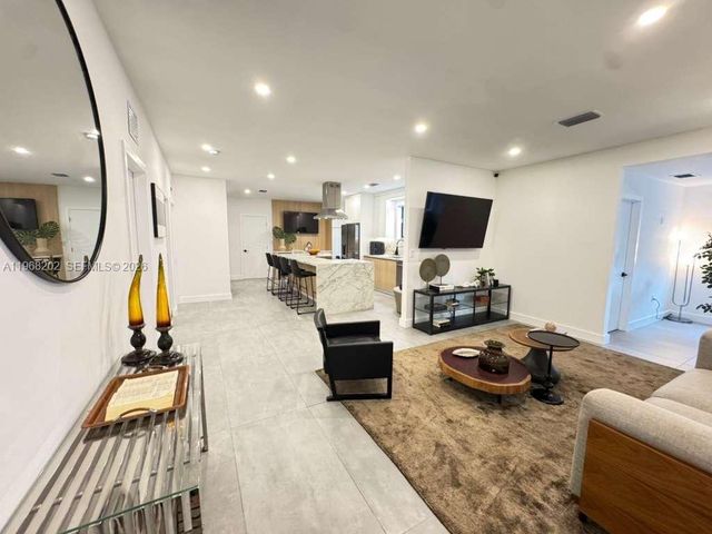 1854 SW 17th St, Miami, FL 33145