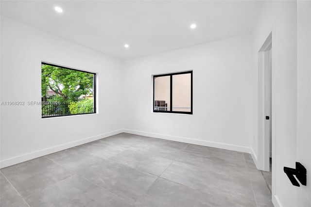 1854 SW 17th St, Miami, FL 33145