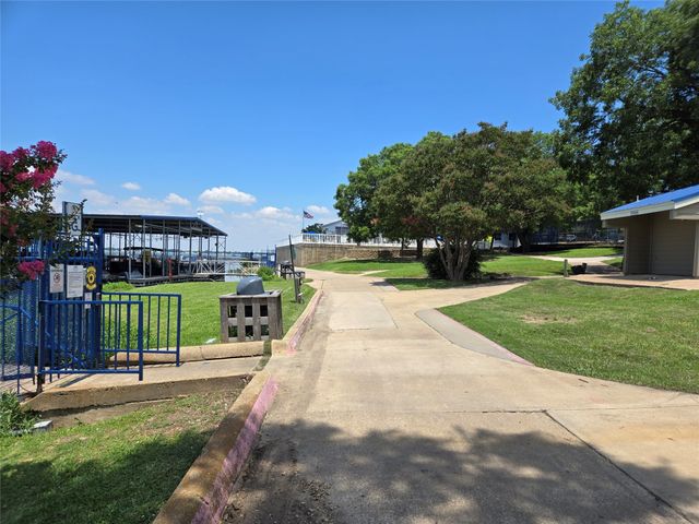 428 Yacht Club Drive B, Rockwall, TX 75032