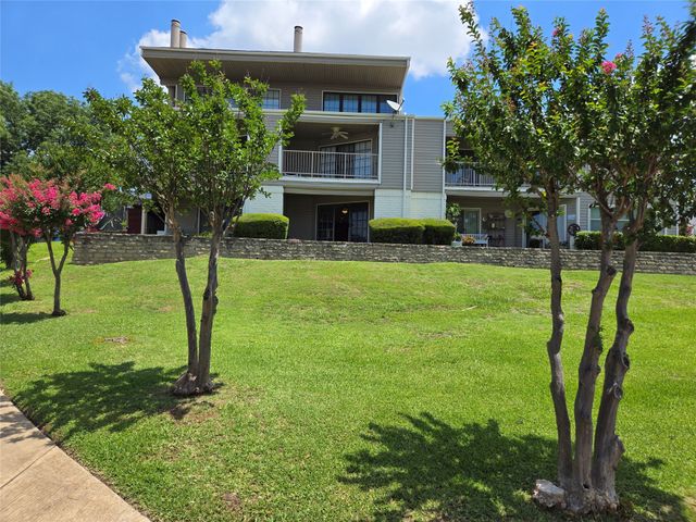 428 Yacht Club Drive B, Rockwall, TX 75032