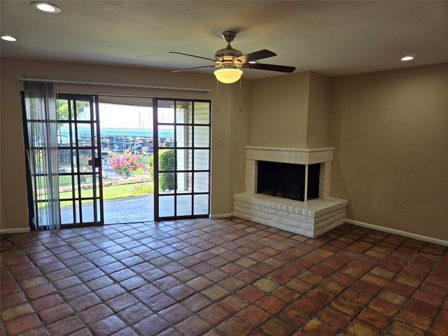 428 Yacht Club Drive B, Rockwall, TX 75032