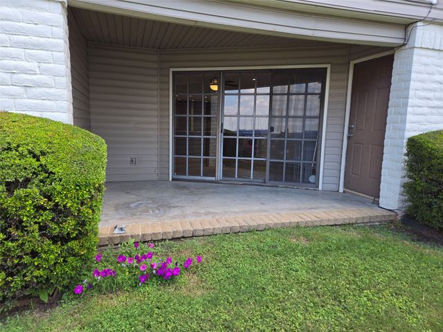 428 Yacht Club Drive B, Rockwall, TX 75032