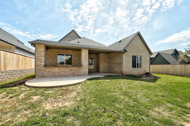 3817 Stone Hill Lane, Edmond, OK 73034