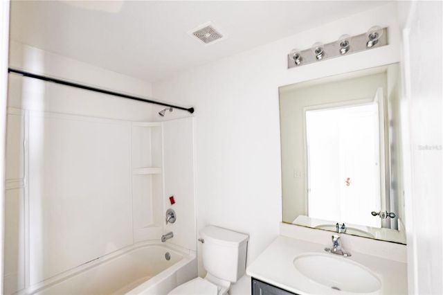 1001 CULBREATH GREEN COURT, Ruskin, FL 33570