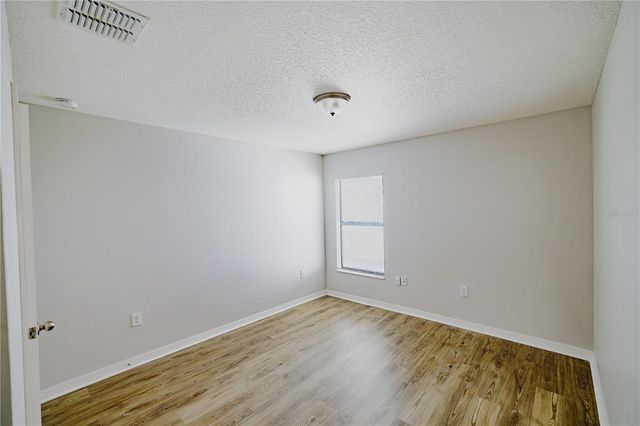 1001 CULBREATH GREEN COURT, Ruskin, FL 33570